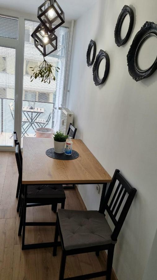 Apartman H8 别洛瓦尔 外观 照片
